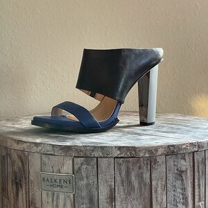 BCBG MazAzaria Stylish Black and Blue Women's Heels